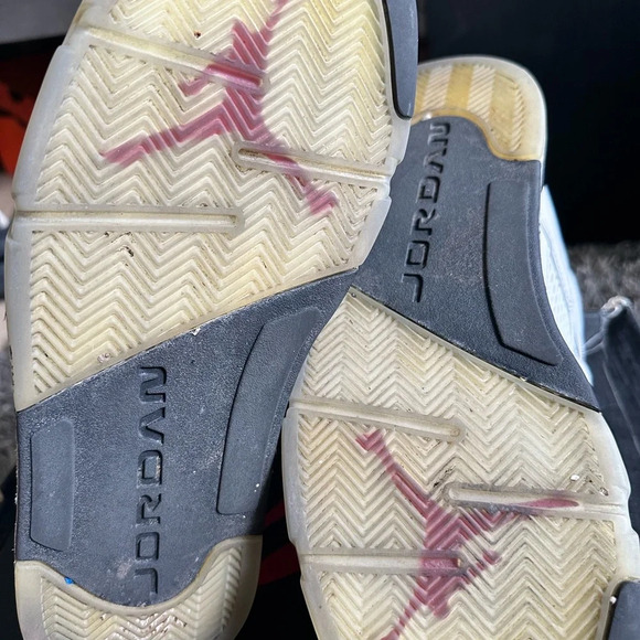 Jordan 5 Retro White Cement (10.5) - Picture 6 of 9